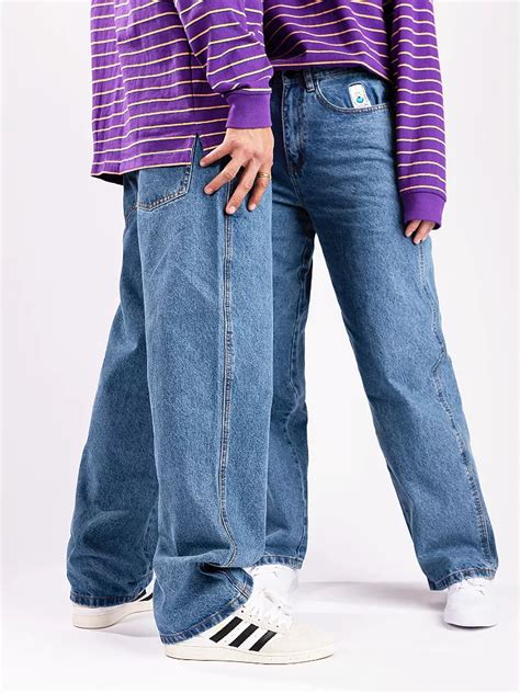 where to find baggy jeans.